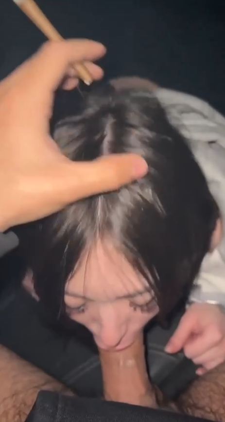 小母狗起飞了，口得眼神迷离 #自拍 #口交 #母狗